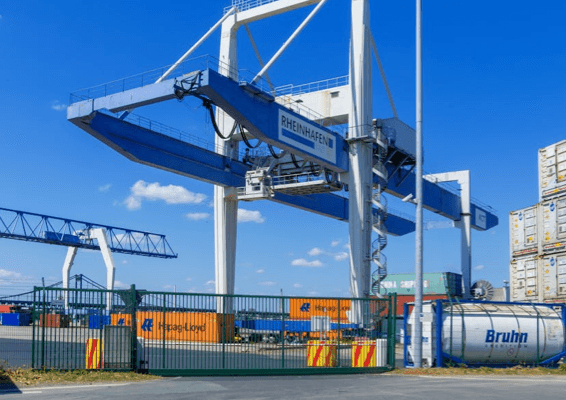 Supply Chain & Logistics Team